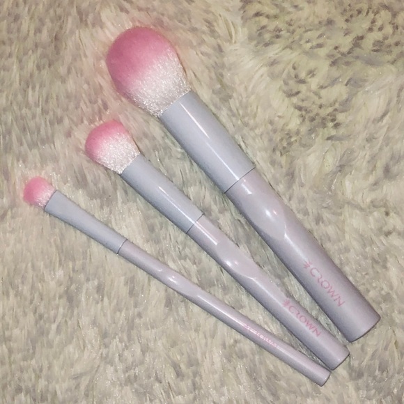 CROWN—3 PIECE PRO BRUSH TRIO SET!! (BNWT!!) - Picture 3 of 4